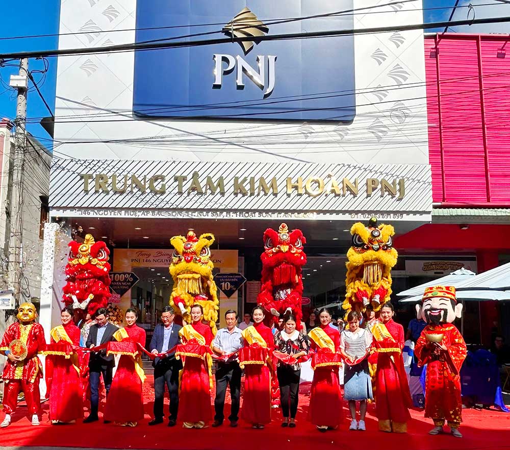 Best Places to Exchange Money in Ho Chi Minh City